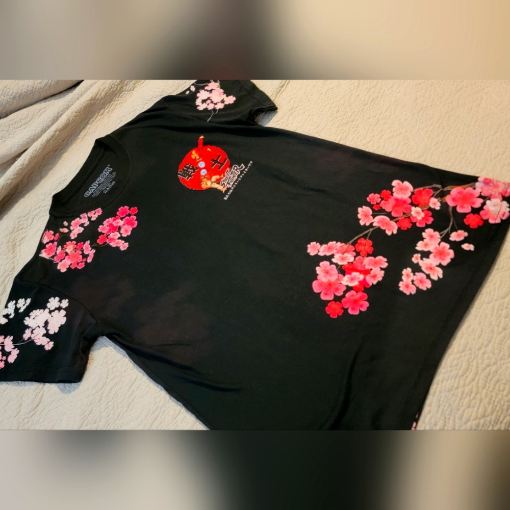 Capcom Street Fighter Floral Shirt size M